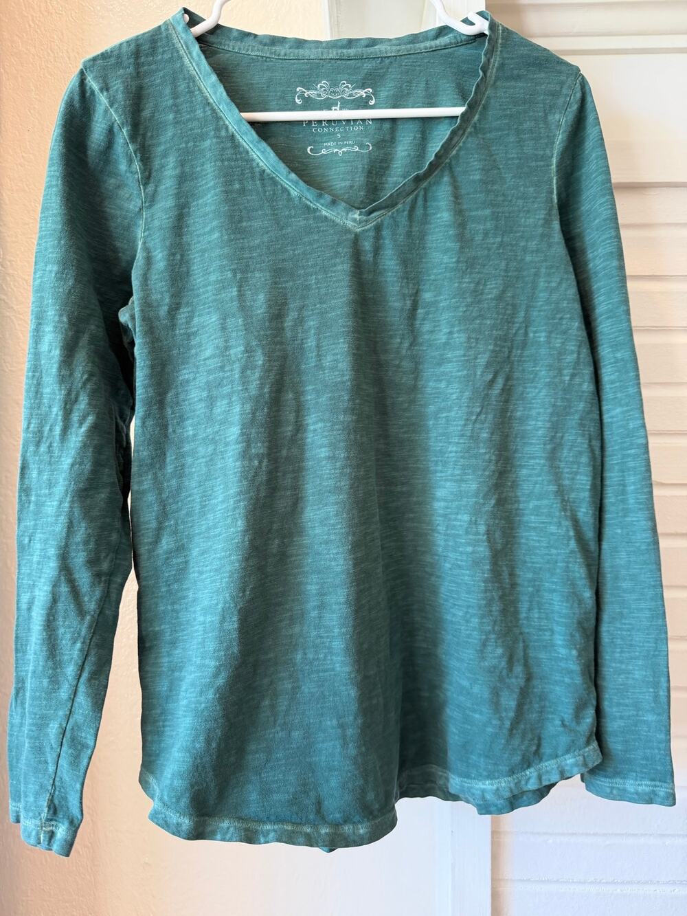 Peruvian Connection 100% Cotton Teal V-Neck Long Sleeve Tee Women’s Size Small